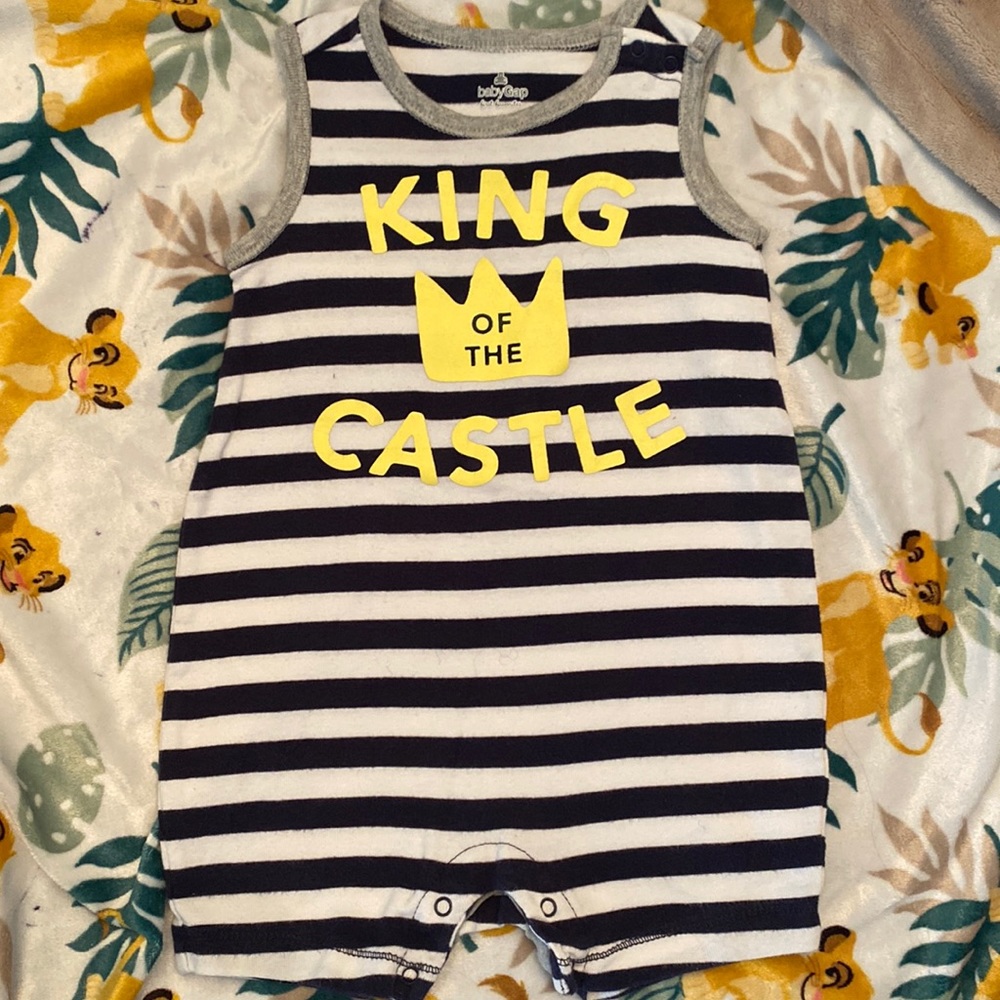 Baby gap romper